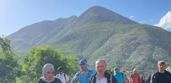 Elazığ'da Doğa Yürüyüşü Coşkusu