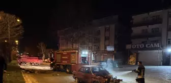 Elazığ'da Otomobil ile Kamyonet Çarpıştı: 1 Yaralı