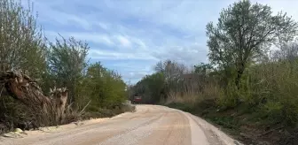Elazığ'da Kırsalda Yol Yapım Çalışmaları Devam Ediyor