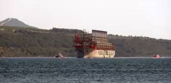 Elektrik Enerjisi Üreten KPS Orka Sultan Gemisi Çanakkale Boğazı'ndan Geçiş Yaptı