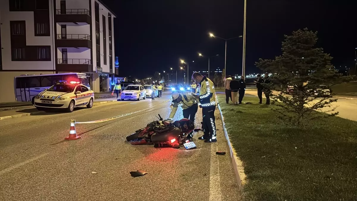 Erzincan'da Motosiklet Kazası: Sürücü Hayatını Kaybetti