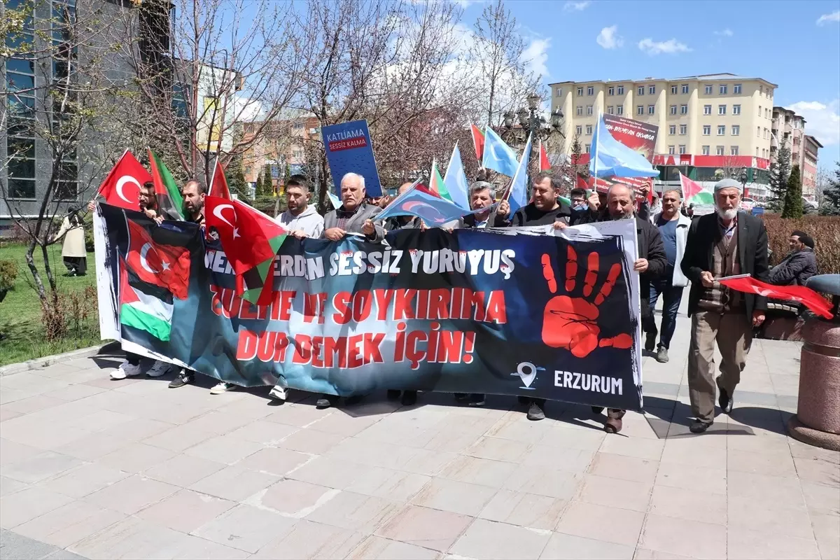 Erzurum'da sağlık çalışanları 77 haftadır Gazze için yürüyor