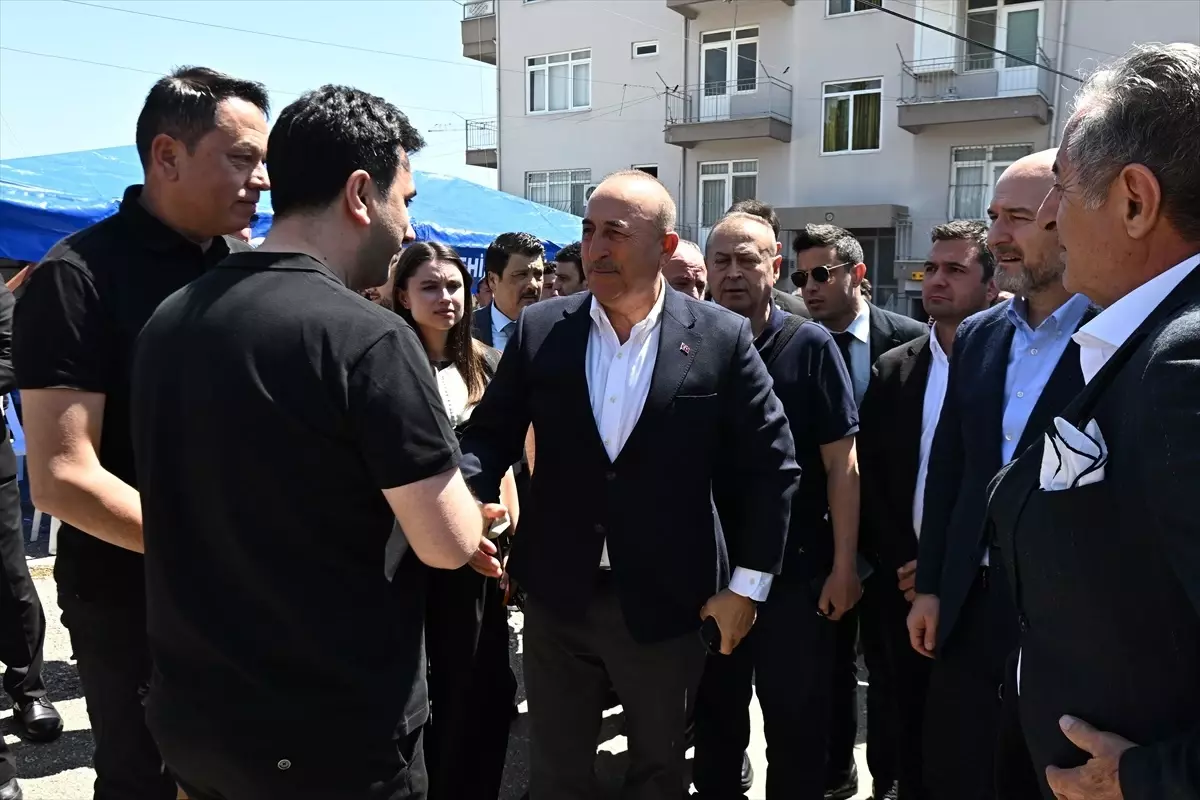 Eski Dışişleri Bakanı Mevlüt Çavuşoğlu'nun Babası Osman Çavuşoğlu'nu Sonsuzluğa Uğurladı