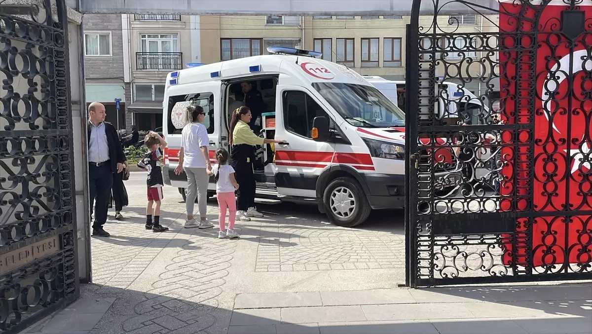 Eskişehir'de Sahipsiz Köpek Saldırısında İki Çocuk Yaralandı