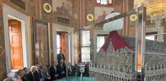 Fatih Sultan Mehmet, vefatının 544. yılında kabri başında anıldı
