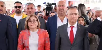 Gaziantep'te su tasarrufu sağlayan geçirimli beton sistemli park hizmete açıldı