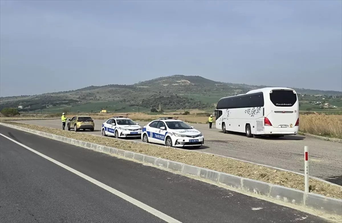 Gelibolu'da Hız İhlali Denetimi Gerçekleştirildi