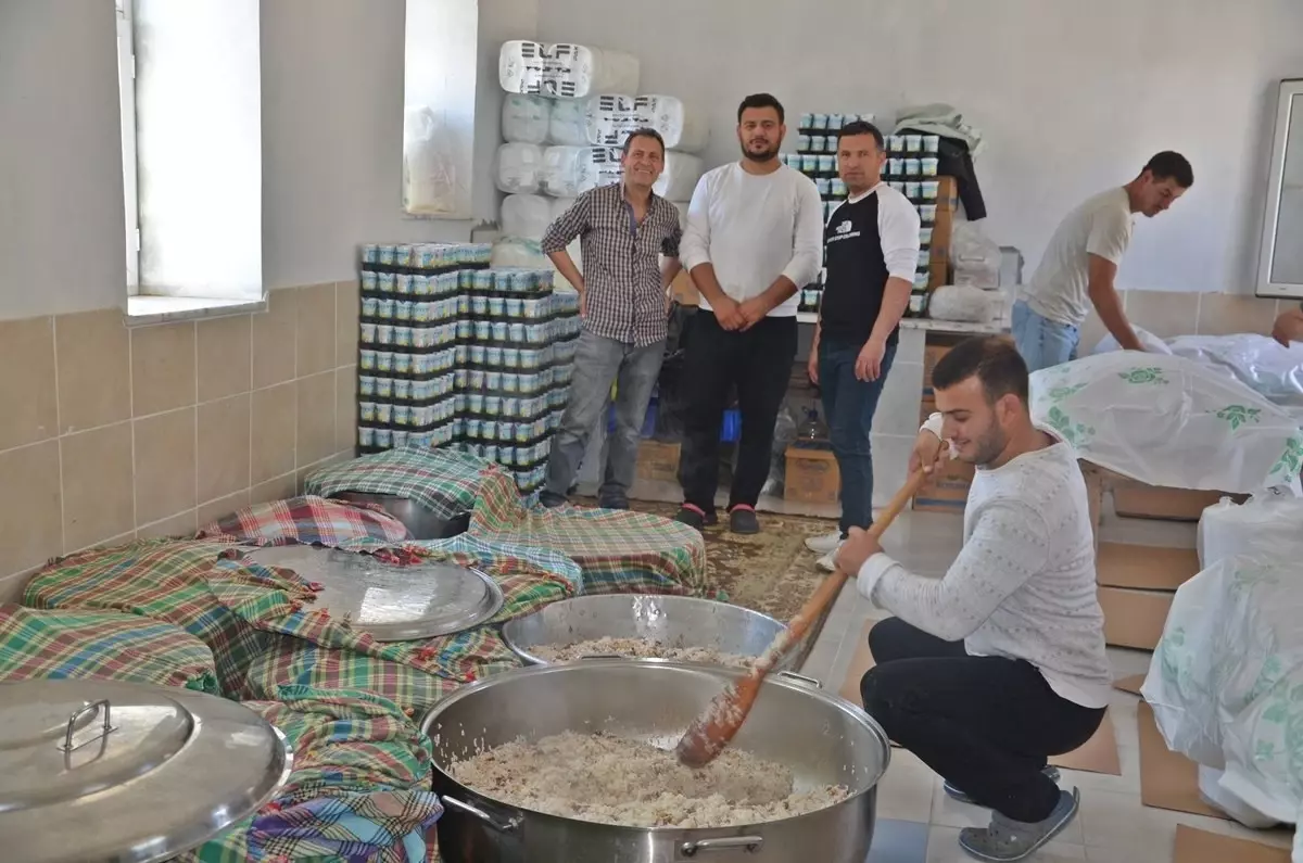 Gelibolu'da Yağmur Duası ve Köy Hayırları Düzenlendi