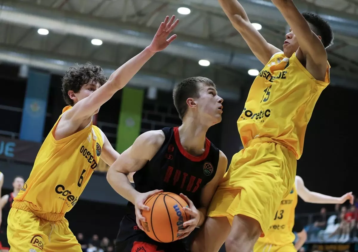 Litvanya'nın Rytas Vilnius Takımı Gençler Basketbol Şampiyonu Oldu