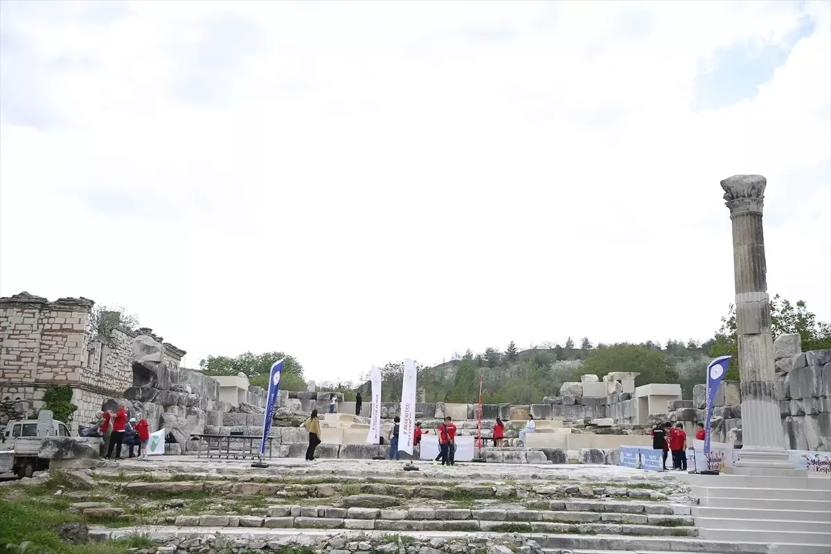 Stratonikeia Antik Kenti'nde Dünya Masa Tenisi Günü Etkinliği
