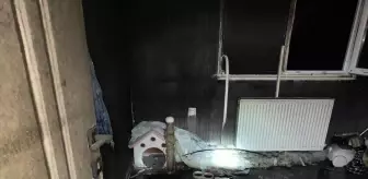 Balıkesir'de Apartmanda Yangın: Kedi Kurtarıldı