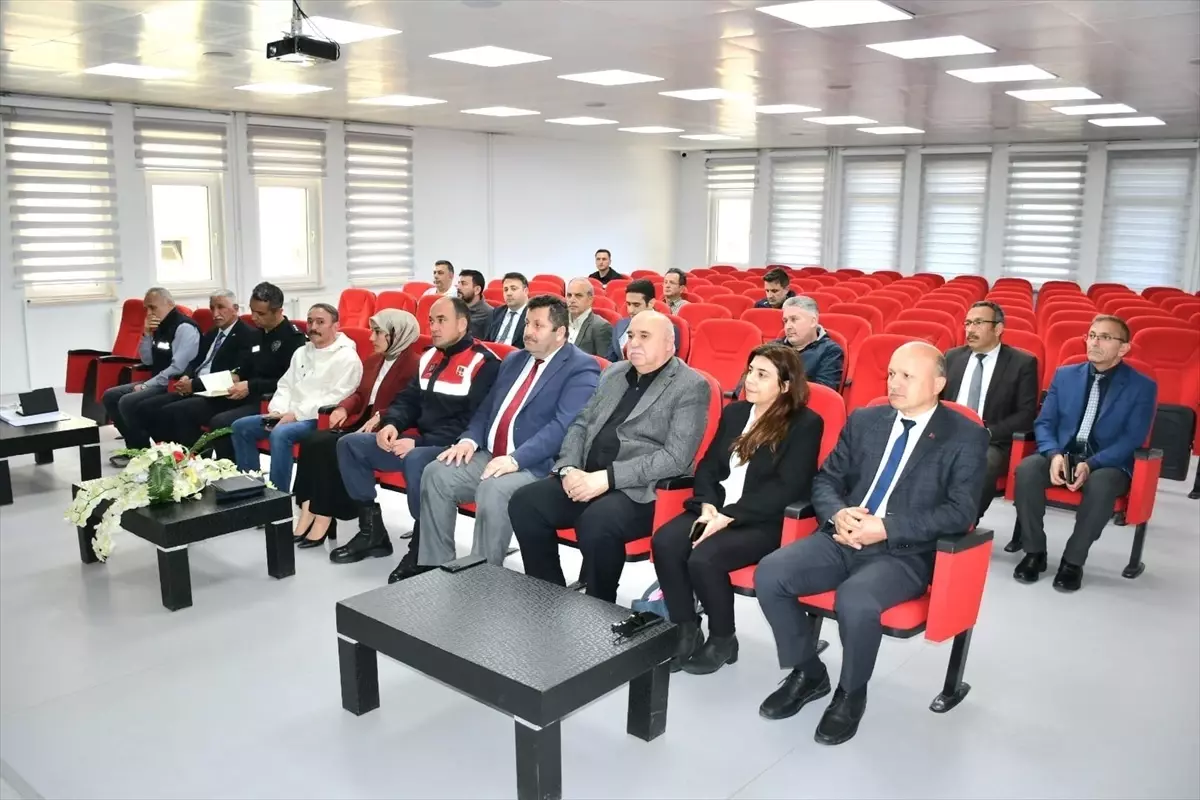 Gümüşhacıköy'de Afet Müdahale Planı Toplantısı Düzenlendi