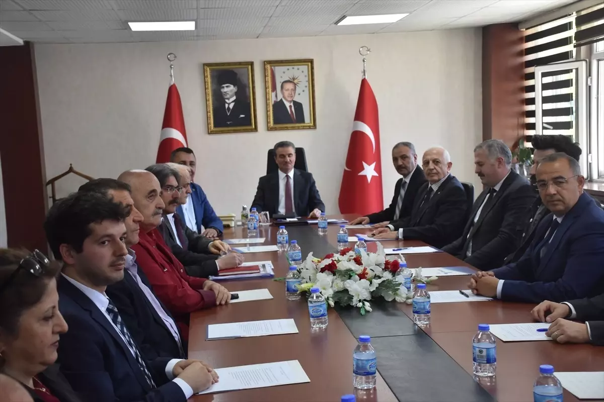 Gümüşhane'de İstihdam ve Mesleki Eğitim Toplantısı Yapıldı