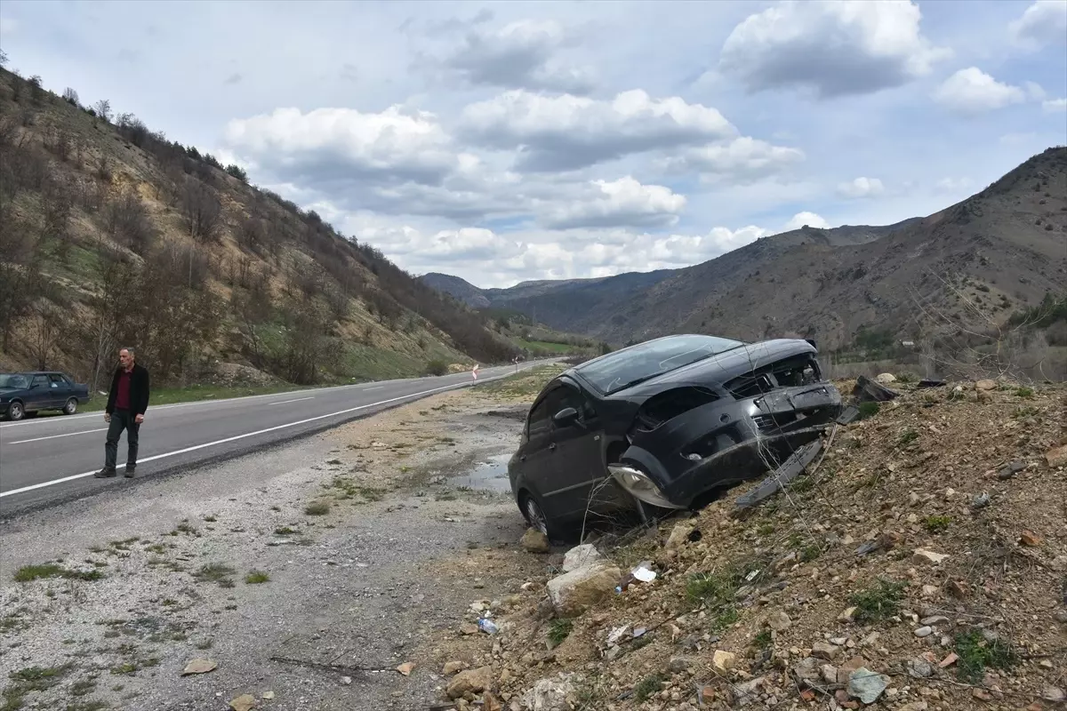 Gümüşhane'de Otomobil Kazası: 3 Yaralı