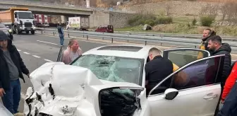 Gümüşhane'de Trafik Kazası: 2 Yaralı