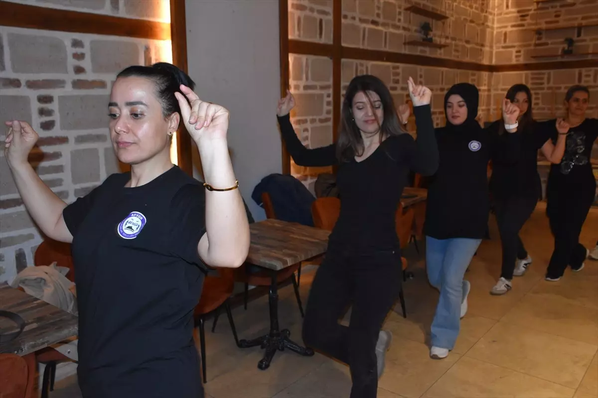 Halk Oyunları Kursu Stresi Unutturuyor