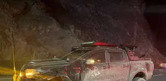 Hakkari'de Pikap Kazası: 8 Kişi Hafif Yaralandı