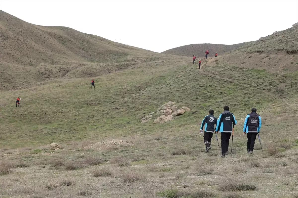 Hakkari'de Kaybolan Kadın İçin Dronlu Arama Çalışmaları Devam Ediyor