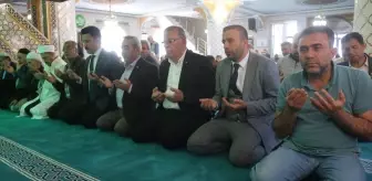 Hatay'da Yıkılan Camiler Yeniden İbadete Açıldı