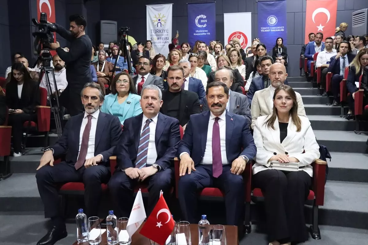 Hatay'da Kadın Kooperatifleri Çalıştayı ve Ürün Tanıtım Günleri düzenlendi