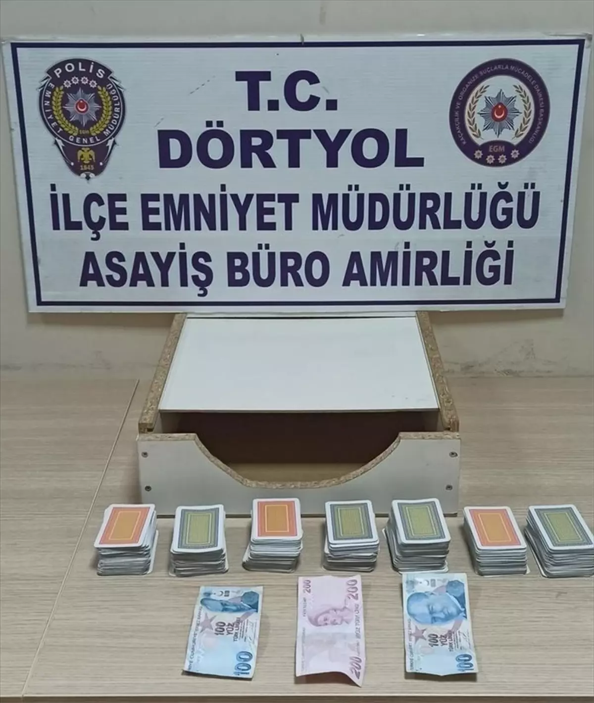 Dörtyol'da Kumar Operasyonu: 5 Kişiye 46 Bin Lira Ceza