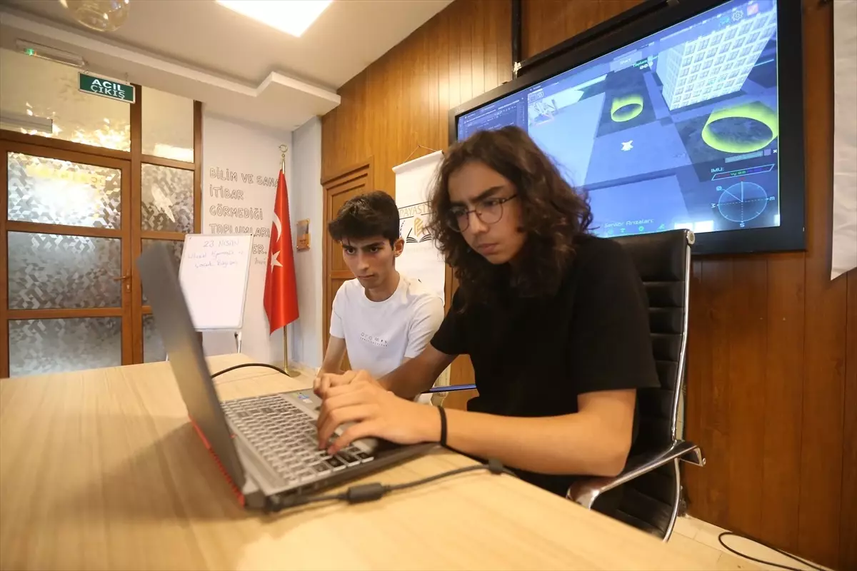 Hataylı Öğrenciler TEKNOFEST 2025'te Finale Kaldı
