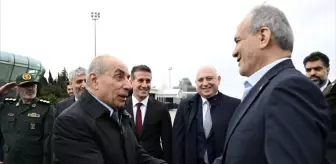 İran Cumhurbaşkanı Pezeşkiyan Azerbaycan'a Resmi Ziyarette Bulundu