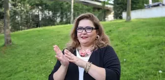 İşitme Engelli Bireylerin Hayatına Dokunan Eğitmen: Emine Kıvcı Biçim