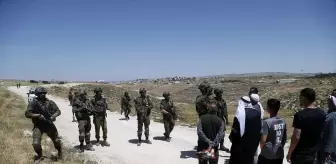 İsrail Ordusu Batı Şeria'da Filistinli Göstericilere Müdahale Etti
