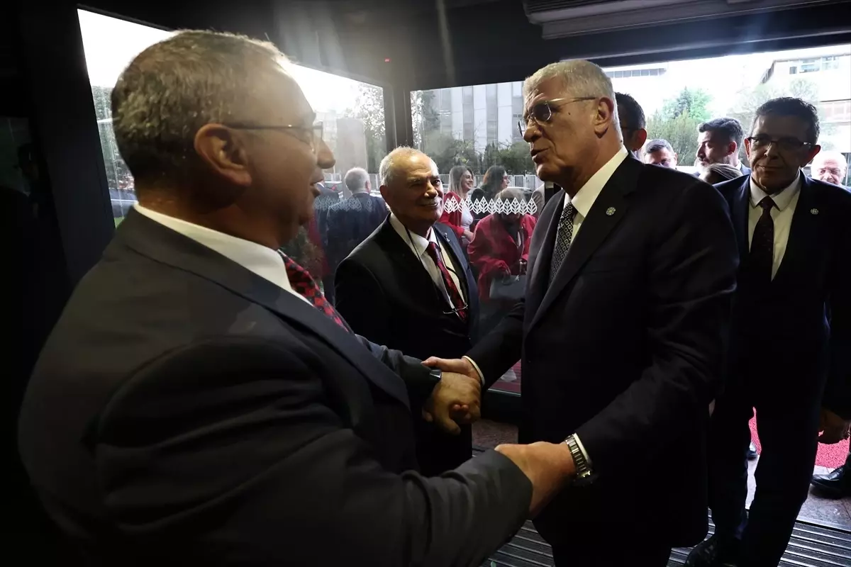 İYİ Parti Genel Başkanı Dervişoğlu, Cumhuriyet Gazetesi'nin 101. Yılında Katılım Gösterdi