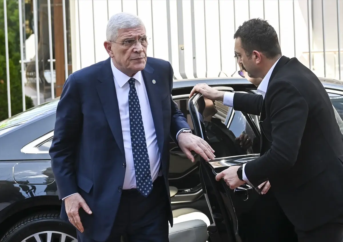 Müsavat Dervişoğlu'ndan Türkeş'in Kabrine Yönelik Olaylara Sert Tepki