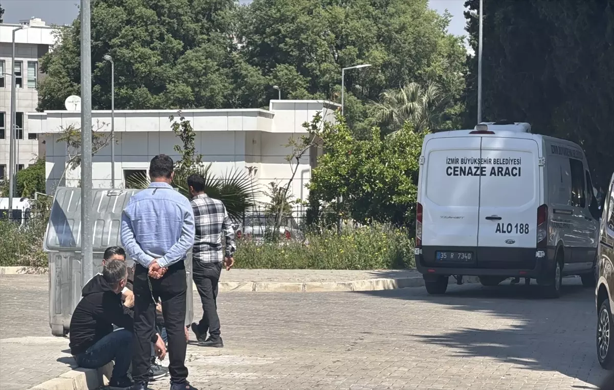 Eski Milletvekilinin Eşinin Cenazesi Alındı, Oğul Tutuklandı