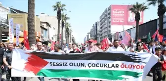 İzmir'de, Filistin'e destek yürüyüşü düzenlendi