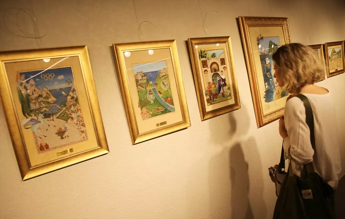 İzmir'de Geleneksel Türk Sanatları Sergisi Açıldı