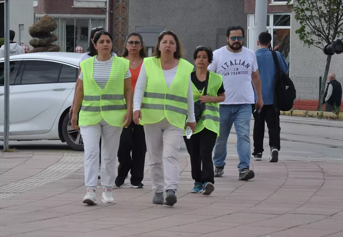 Kadın İşçiler, Haksızlığa Karşı Yürüyüşe Devam Ediyor