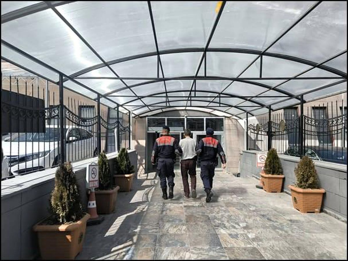 Eskişehir'de İnşaattan Hırsızlık Yapan Şüpheli Yakalandı