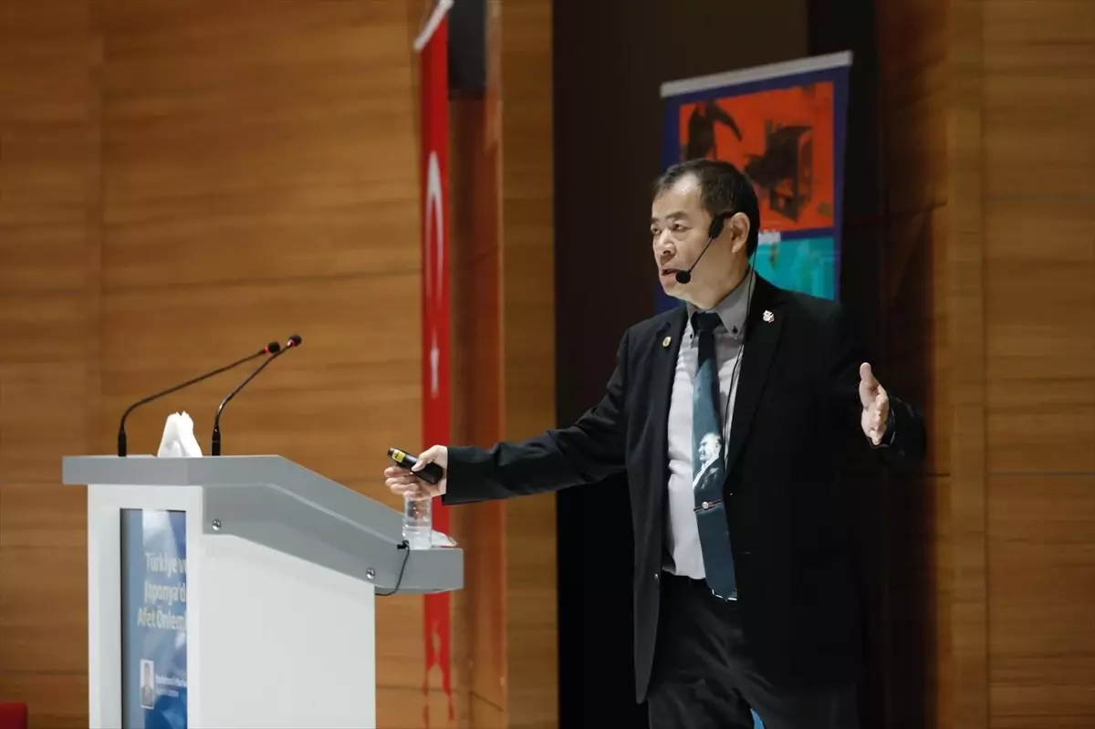 Yoshinori Moriwaki, Bandırma Onyedi Eylül Üniversitesi'nde Deprem Eğitimi Üzerine Konuştu