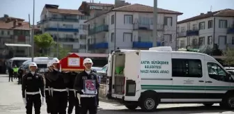 Kalp Krizi Sonucu Hayatını Kaybeden Komiser Göksel Özay Uğurlandı