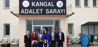 Kangal'da 23 Nisan Coşkusu: Çocuklar Adliye Personeli Oldu