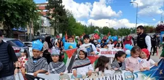 Karabük'te Çocuklardan Filistin ve Doğu Türkistan'a Destek Yürüyüşü