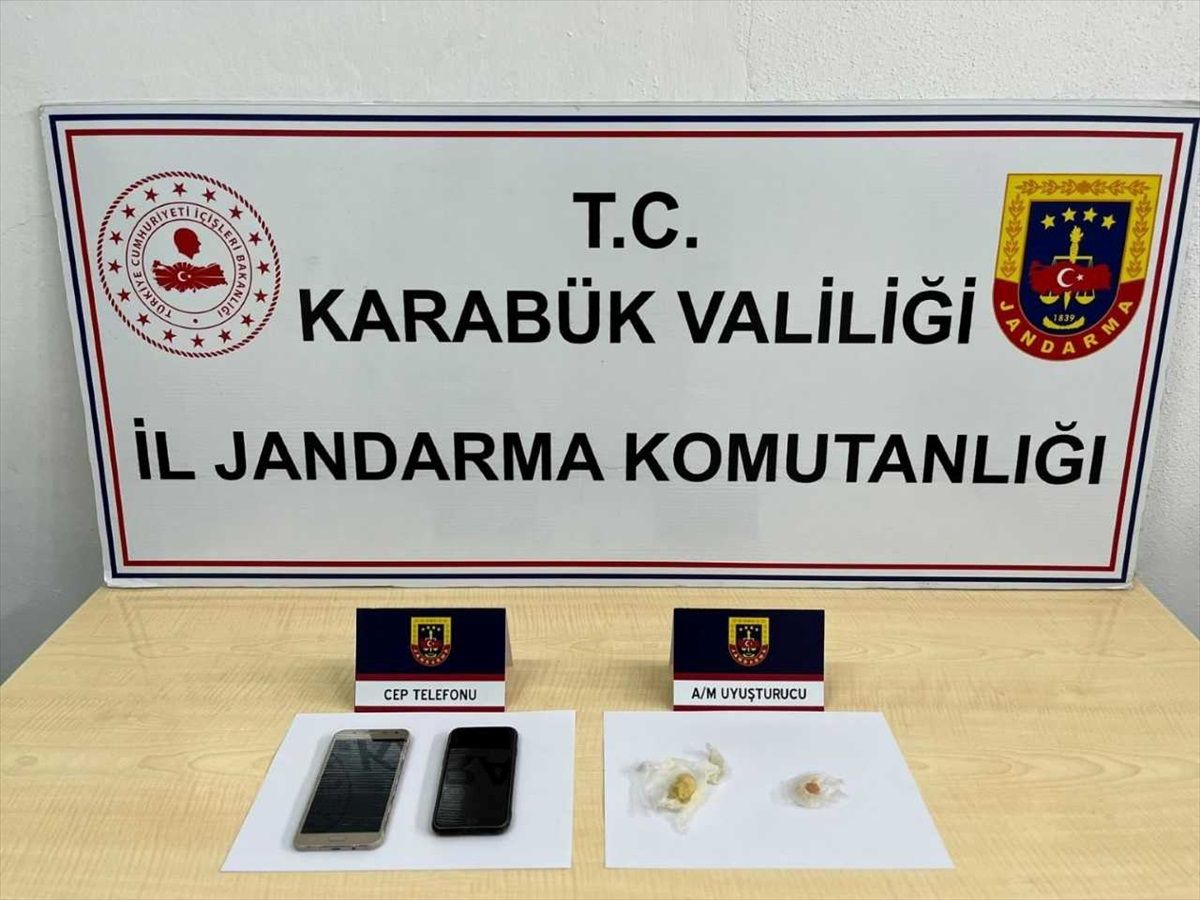 Safranbolu'da Uyuşturucu Operasyonu: 2 Gözaltı