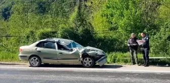 Karabük'te Kaya Parçası Düşen Otomobilde 5 Yaralı
