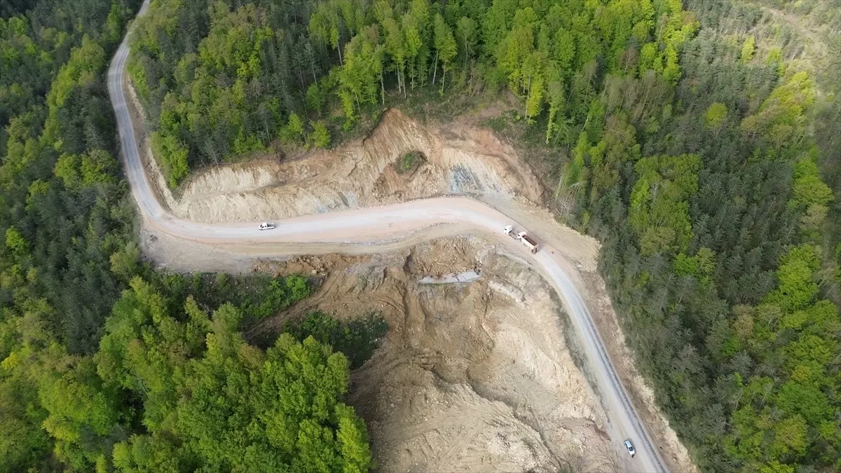 Kastamonu-Çatalzeytin Kara Yolu Heyelandan Sonra Yeniden Açıldı