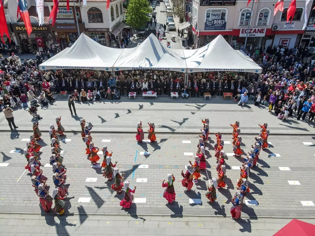 Kastamonu'nun ilçelerinde 23 Nisan Ulusal Egemenlik ve Çocuk Bayramı kutlandı