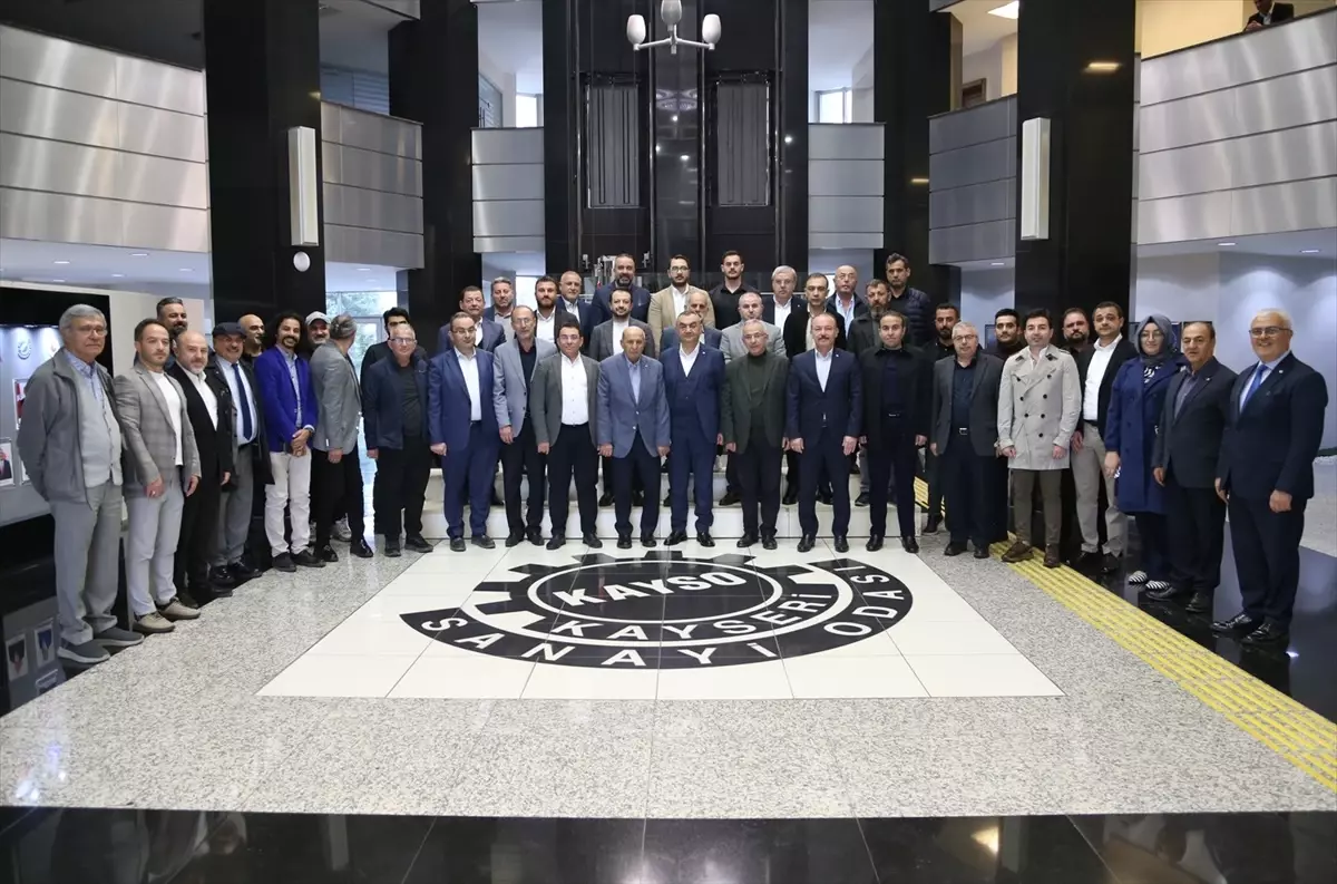 Kayseri Sanayi Odası'ndan Yeni Üyelere Törenle Berat Takdimi