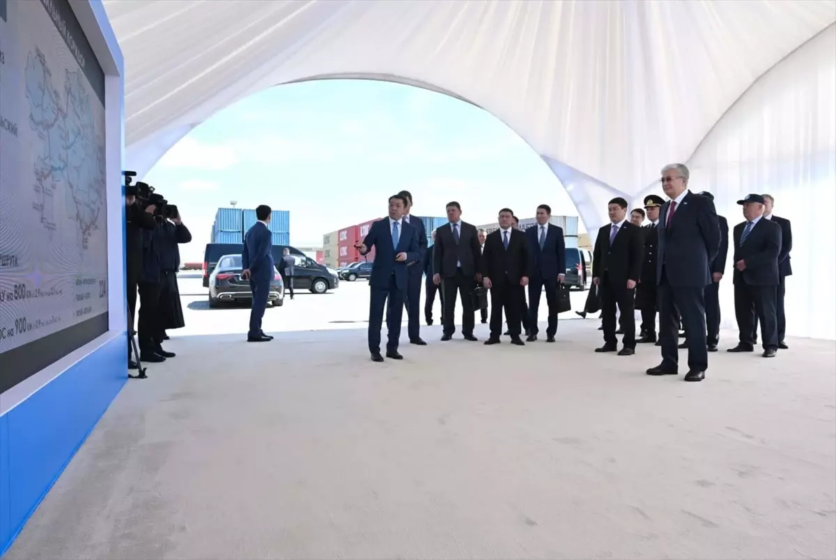 Kazakistan, Hazar Denizi Kıyısında 24 Altyapı Projesi Hayata Geçiriyor