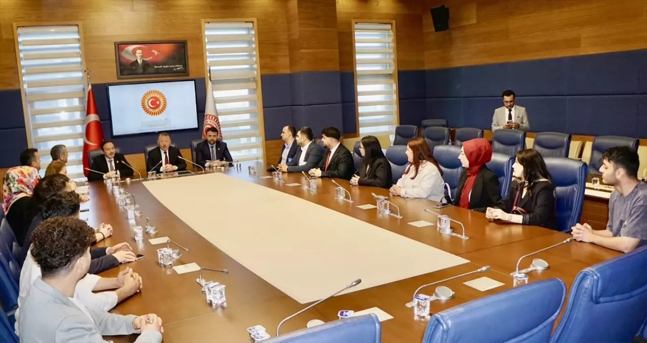 Karabük Üniversitesi Öğrencileri TBMM'yi Ziyaret Etti