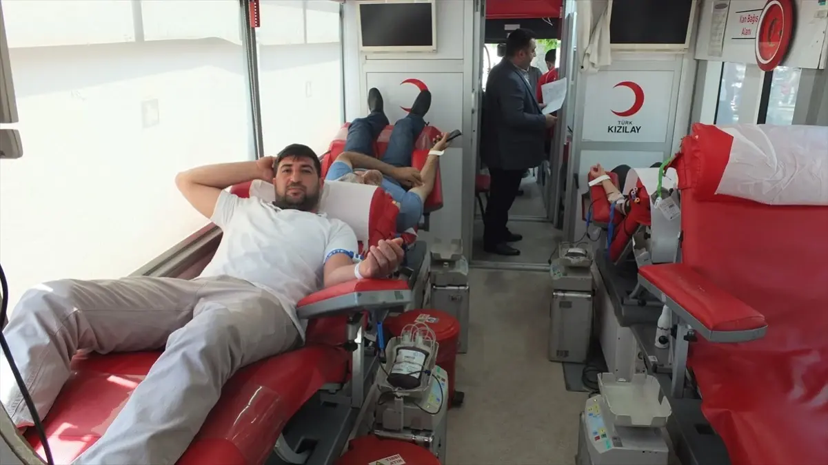 Elazığ'da Kan Bağışı Kampanyası Düzenlendi