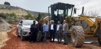 Elazığ'da Akçatepe Köyü'nde Stabilize Yol Çalışmaları Başladı