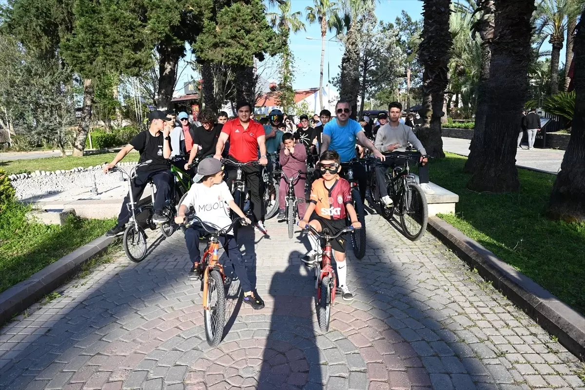 Kemer'de 7. Akra Gran Fondo Antalya Yarışları Öncesi Etkinlikler Düzenlendi